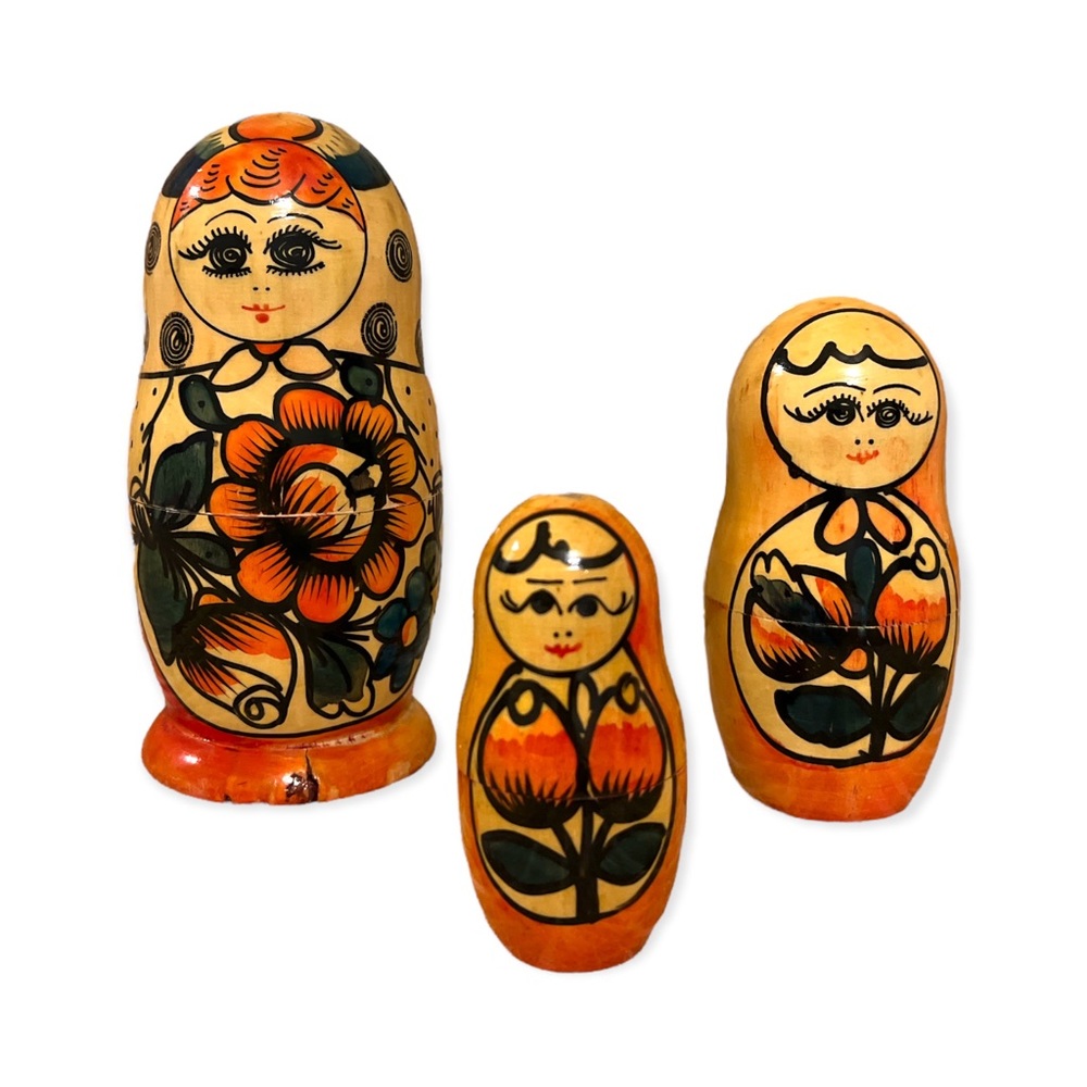 Vintage Matryoshka Russian Nesting Dolls 3